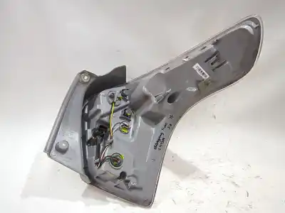 Pezzo di ricambio per auto di seconda mano lampada posteriore sinistra per ssangyong tivoli 1.6 xdi 160 riferimenti oem iam 8360135000  