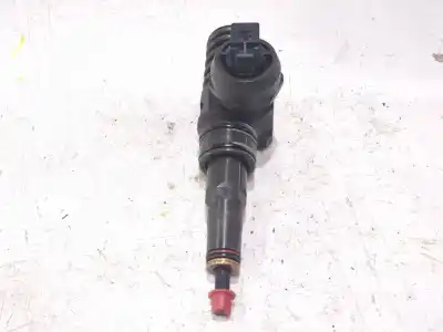 Second-hand car spare part INJECTOR for VOLKSWAGEN GOLF V (1K1)  OEM IAM references 038130073AG 0414720215  