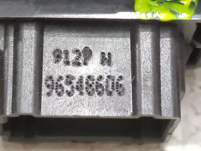 Автозапчастина б/у передній правий віконний вимикач для peugeot 207/207+ (wa_, wc_) 1.4 hdi посилання на oem iam 96548606  