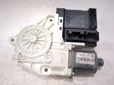 Second-hand car spare part RIGHT FRONT WINDOW MOTOR for SEAT LEON (1M1)  OEM IAM references 1K0959792C 1K4837402E  