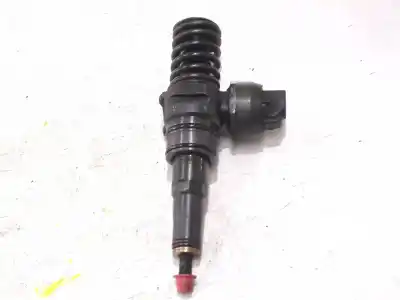 Second-hand car spare part INJECTOR for SEAT IBIZA (6J5) 1.9 TDI OEM IAM references 0414720313 038130073B  