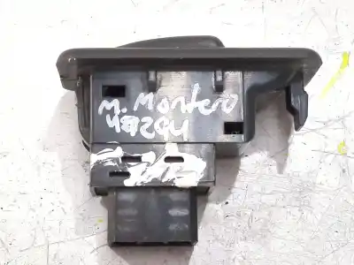 Pezzo di ricambio per auto di seconda mano comando alzacristalli posteriori destro per mitsubishi montero   (l04_g, l14_g) 2.5 td (l044g, l049g) riferimenti oem iam   