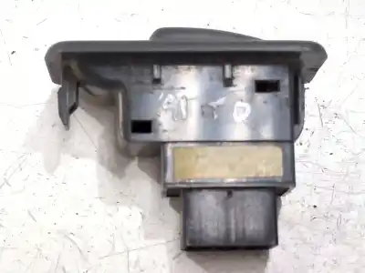 Pezzo di ricambio per auto di seconda mano comando alzacristalli posteriori destro per mitsubishi montero   (l04_g, l14_g) 2.5 td (l044g, l049g) riferimenti oem iam   