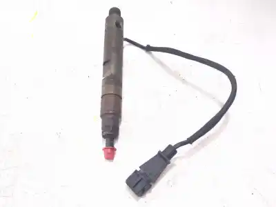 Автозапчасти б/у ИНЖЕКТОР за RENAULT CLIO II FASE II (B/CB0)  ссылки OEM IAM 8200047506 0432193563  