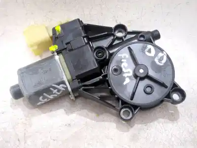 Pezzo di ricambio per auto di seconda mano MOTORE ALZACRISTALLI ANTERIORE DESTRO per FORD FIESTA VI (CB1, CCN) 1.5 TDCI Riferimenti OEM IAM 8A6114553B  
