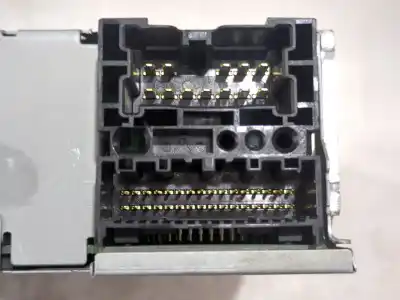 Second-hand car spare part audio system / radio cd for renault megane iii fastback (bz0/1_, b3_) 1.5 dci (bz09, bz0d, bz1w, bz29, bz14) oem iam references e210r0411174 a2c32333006   Second-hand car spare part audio system / radio cd for renault megane iii fastback (bz0/1_, b3_) 1.5 dci (bz09, bz0d, bz1w, bz29, bz14) oem iam references e210r0411174 a2c32333006