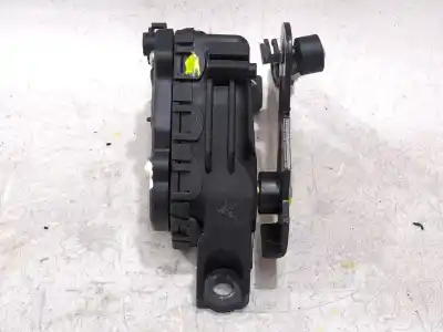 Second-hand car spare part ACCELERATOR PEDAL for RENAULT CLIO II FASE II (B/CB0)  OEM IAM references 8200089851  