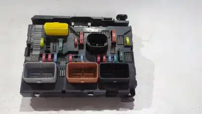Pièce détachée automobile d'occasion BOÎTES À FUSIBLES pour RENAULT MEGANE II SEDÁN (LM0/1_)  Références OEM IAM 9661087080  