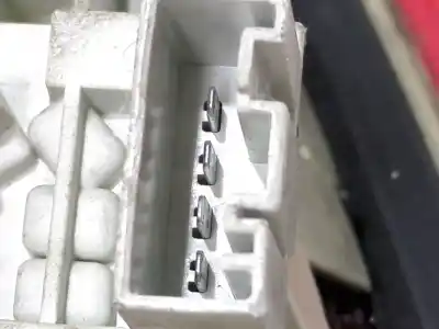 Second-hand car spare part left tailgate door light for bmw 3 (e90) 320 i oem iam references 6937459  