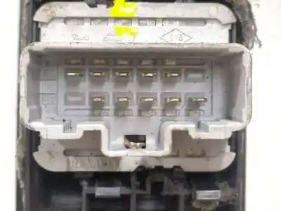 Автозапчасти б/у выключатель левого переднего окна за renault megane ii (bm0/1_, cm0/1_) 1.5 dci (bm02 bm13 bm2a cm02 cm13) ссылки oem iam 156018070  