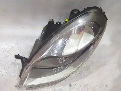 Peça sobressalente para automóvel em segunda mão farol / farolim esquerdo por lancia ypsilon (101) 1.2 8v referências oem iam 27053300l  