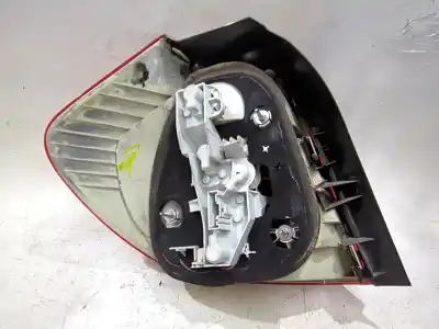 Second-hand car spare part right tailgate light for bmw 1 (e81) 118 d oem iam references 718129807 301358000  