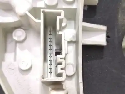 Second-hand car spare part right tailgate light for bmw 1 (e81) 118 d oem iam references 718129707 301359000  