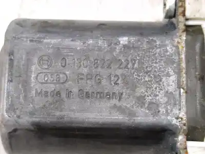 Peça sobressalente para automóvel em segunda mão elevador de vidros dianteiro direito por bmw 1 (e81) 118 d referências oem iam 996625101 0130822227  