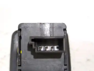 Second-hand car spare part right front power window switch for bmw 1 (e81) 118 d oem iam references 1593990031  