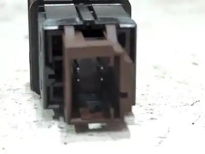 Pezzo di ricambio per auto di seconda mano interruttore per peugeot 207/207+ (wa_, wc_) 1.4 hdi riferimenti oem iam 96472122kr   Pezzo di ricambio per auto di seconda mano interruttore per peugeot 207/207+ (wa_, wc_) 1.4 hdi riferimenti oem iam 96472122kr