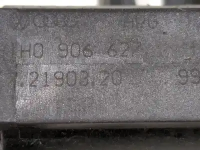 Pezzo di ricambio per auto di seconda mano valvola aria aggiuntiva per audi a4 b5 avant (8d5) 1.9 tdi riferimenti oem iam 1h0906627  
