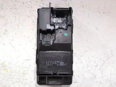 Second-hand car spare part right front power window switch for opel insignia a (g09) 2.0 cdti (68) oem iam references 13301886  