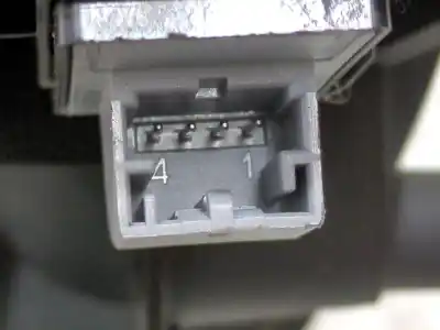 Автозапчасти б/у выключатель переднего правого окна за audi a4 b7 (8ec) 2.0 tdi 16v ссылки oem iam 8e1867162b  