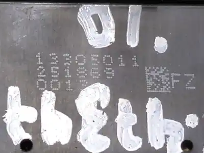 Peça sobressalente para automóvel em segunda mão botão / interruptor elevador vidro dianteiro esquerdo por opel insignia a (g09) 2.0 cdti (68) referências oem iam 13305011   Peça sobressalente para automóvel em segunda mão botão / interruptor elevador vidro dianteiro esquerdo por opel insignia a (g09) 2.0 cdti (68) referências oem iam 13305011