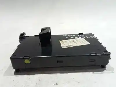 Pezzo di ricambio per auto di seconda mano scatola relè/fusibili per renault clio ii fase i (b/cb0) (1998->) 1.5 dci (b/cb03) riferimenti oem iam p8200387289   Pezzo di ricambio per auto di seconda mano scatola relè/fusibili per renault clio ii fase i (b/cb0) (1998->) 1.5 dci (b/cb03) riferimenti oem iam p8200387289