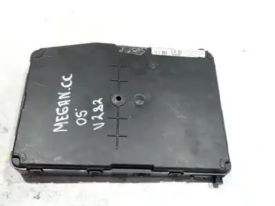 Second-hand car spare part fuse box unit for renault megane ii (bm0/1_, cm0/1_) 1.5 dci (bm02 bm13 bm2a cm02 cm13) oem iam references 8200351182  
