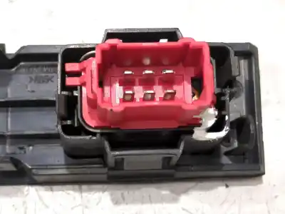 Pezzo di ricambio per auto di seconda mano interruttore per renault clio ii fase i (b/cb0) (1998->) 1.5 dci (b/cb03) riferimenti oem iam 8200071224 r6195340   Pezzo di ricambio per auto di seconda mano interruttore per renault clio ii fase i (b/cb0) (1998->) 1.5 dci (b/cb03) riferimenti oem iam 8200071224 r6195340