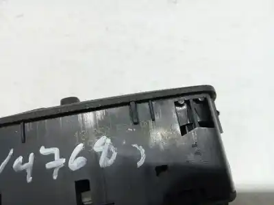 Автозапчастина б/у передні вікний вмикач для opel corsa d (s07) 1.3 cdti (l08, l68) посилання на oem iam 13258521  