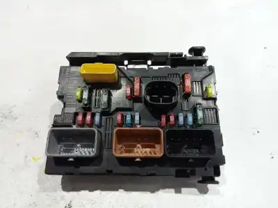 Second-hand car spare part FUSE BOX UNIT for PEUGEOT 307 SW (3H)  OEM IAM references 9661086980  