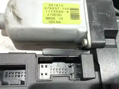 Peça sobressalente para automóvel em segunda mão motor elevador vidro dianteiro direito por volvo c30 (533) 2.0 d referências oem iam 979037100  