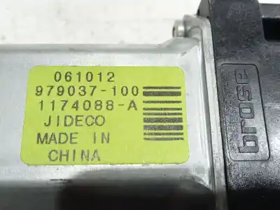 Peça sobressalente para automóvel em segunda mão motor elevador vidro dianteiro direito por volvo c30 (533) 2.0 d referências oem iam 979037100  