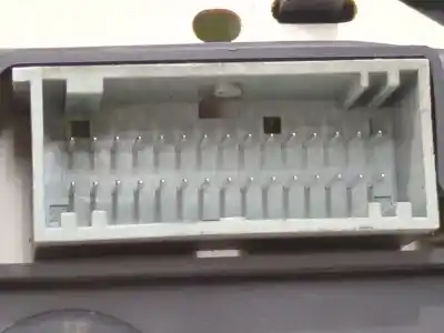 Автозапчасти б/у приборная доска за renault clio ii fase ii (b/cb0) 1.5 dci diesel 65 cv / 48 kw ссылки oem iam p8200261119  