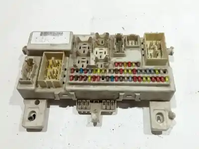 İkinci el araba yedek parçası RÖLE/SIGORTA KUTUSU için FORD FOCUS II (DA_, HCP, DP)  OEM IAM referansları 4M5T14A073DJ  