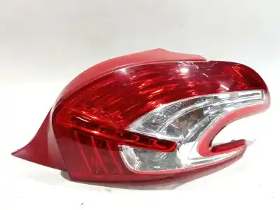 Peça sobressalente para automóvel em segunda mão farolim traseiro direito por peugeot 208 1.6 hdi referências oem iam 9672628380