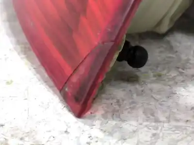 Автозапчасти б/у правый задний фонарь за audi a4 b7 (8ec) 2.0 tdi 16v ссылки oem iam 965037  