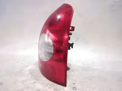 Second-hand car spare part right tailgate light for renault clio ii fase i (b/cb0) (1998->) 1.5 dci (b/cb03) oem iam references 8200071414   Second-hand car spare part right tailgate light for renault clio ii fase i (b/cb0) (1998->) 1.5 dci (b/cb03) oem iam references 8200071414
