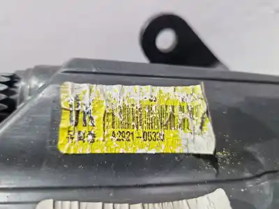 Peça sobressalente para automóvel em segunda mão farol / farolim esquerdo por kia cee'd (jd) 1.4 crdi 90 referências oem iam a292105330  