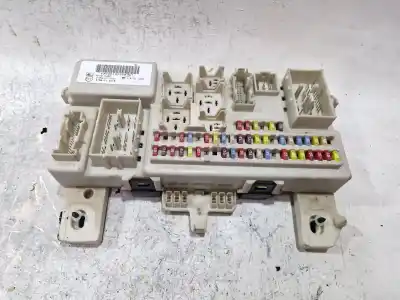 İkinci el araba yedek parçası RÖLE/SIGORTA KUTUSU için FORD FOCUS II (DA_, HCP, DP)  OEM IAM referansları 97RA000001  