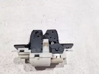 Автозапчастина б/у замок багажника / ворот для renault clio iii 1.1 посилання на oem iam 8200076240e