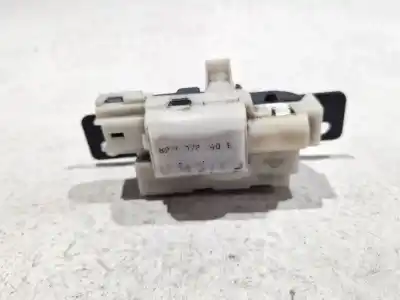 Second-hand car spare part trunk lock for renault clio iii 1.1 oem iam references 8200076240e  