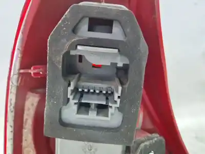 Автозапчастина б/у правий ліхтар для renault clio ii fase ii (b/cb0) 1.5 dci diesel 65 cv / 48 kw посилання на oem iam   