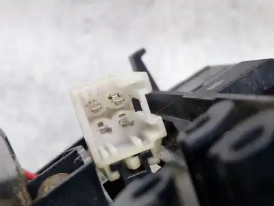 Автозапчастина б/у попільничка для mercedes-benz clase c coupé (c204) c 220 cdi (204.302) посилання на oem iam a2046800179  