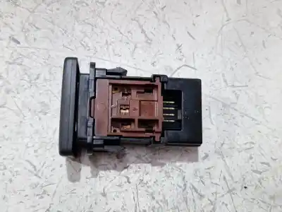 Second-hand car spare part switch for toyota auris (_e15_) 2.0 d-4d (ade150_) oem iam references 1161m73  