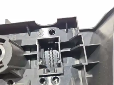 Pezzo di ricambio per auto di seconda mano controllo della luce per opel astra h (a04) 1.7 cdti (l48) riferimenti oem iam   