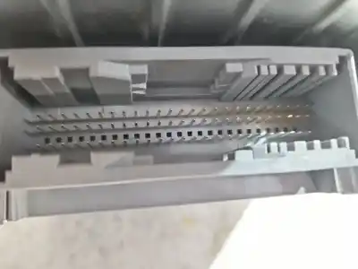 Peça sobressalente para automóvel em segunda mão centralina de airbag por bmw x3 (e83) 2.0 d referências oem iam 0285001870  