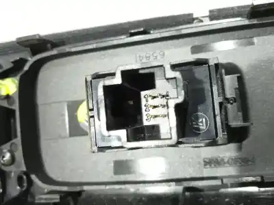 Peça sobressalente para automóvel em segunda mão botão / interruptor elevador vidro dianteiro direito por volvo c30 (533) 2.0 d referências oem iam 30774162  