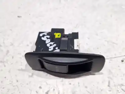 Second-hand car spare part left front power window switch for toyota corolla (_e12_) 2.0 d-4d (cde120_) oem iam references 54035117  