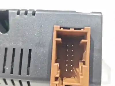 Peça sobressalente para automóvel em segunda mão display gps / multimídia por citroen c3 (09.2009->) 1.4 hdi 70 referências oem iam 98010699xt  