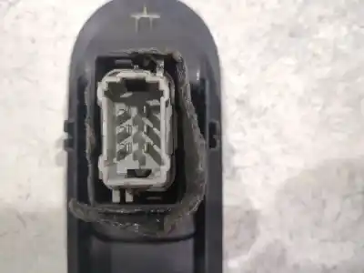 Автозапчасти б/у выключатель переднего правого окна за renault megane i scenic (ja0) 1.9 d alize ссылки oem iam 156013740  