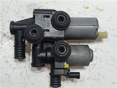 Peça sobressalente para automóvel em segunda mão Condensador / Radiador De Sofagem / Ar Condicionado por BMW SERIE X3 (E83) 2.0d Referências OEM IAM 64118369807  